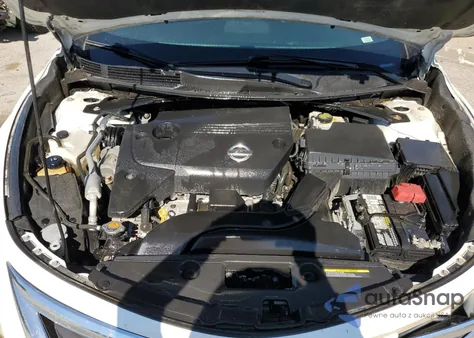 2015 Nissan Altima 2.5 из США, поврежденный, VIN 1N4AL3AP2FC432434